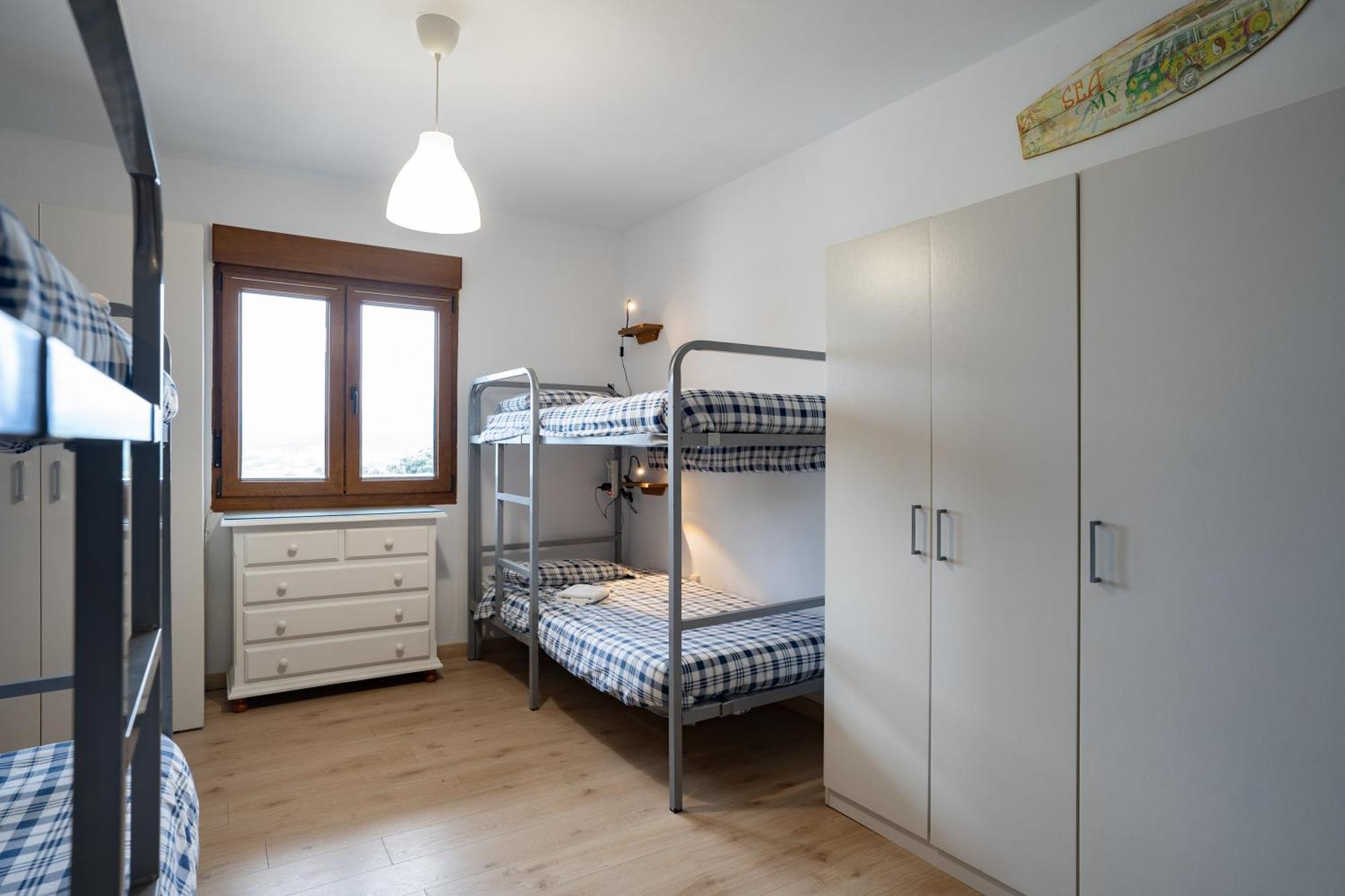 Surf House Sanvi Bed & Breakfast Сан Висенте де ла Баркера Екстериор снимка