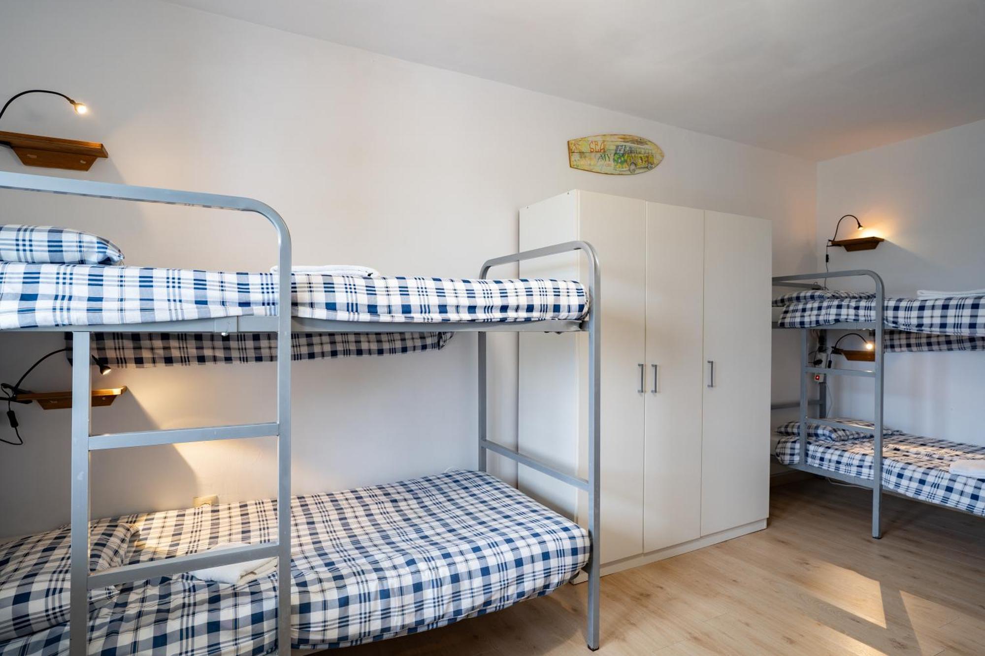 Surf House Sanvi Bed & Breakfast Сан Висенте де ла Баркера Екстериор снимка
